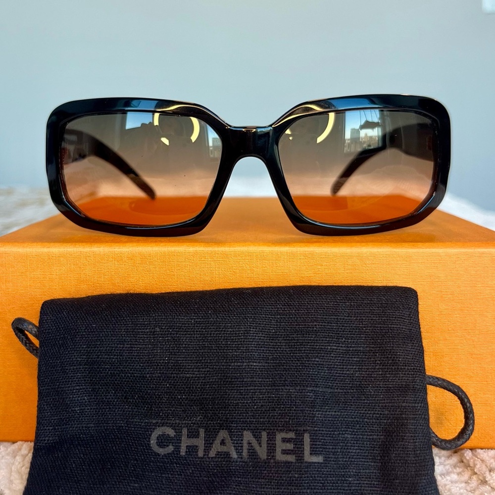 Chanel Y2K Sunglasses - Picture 5 of 12